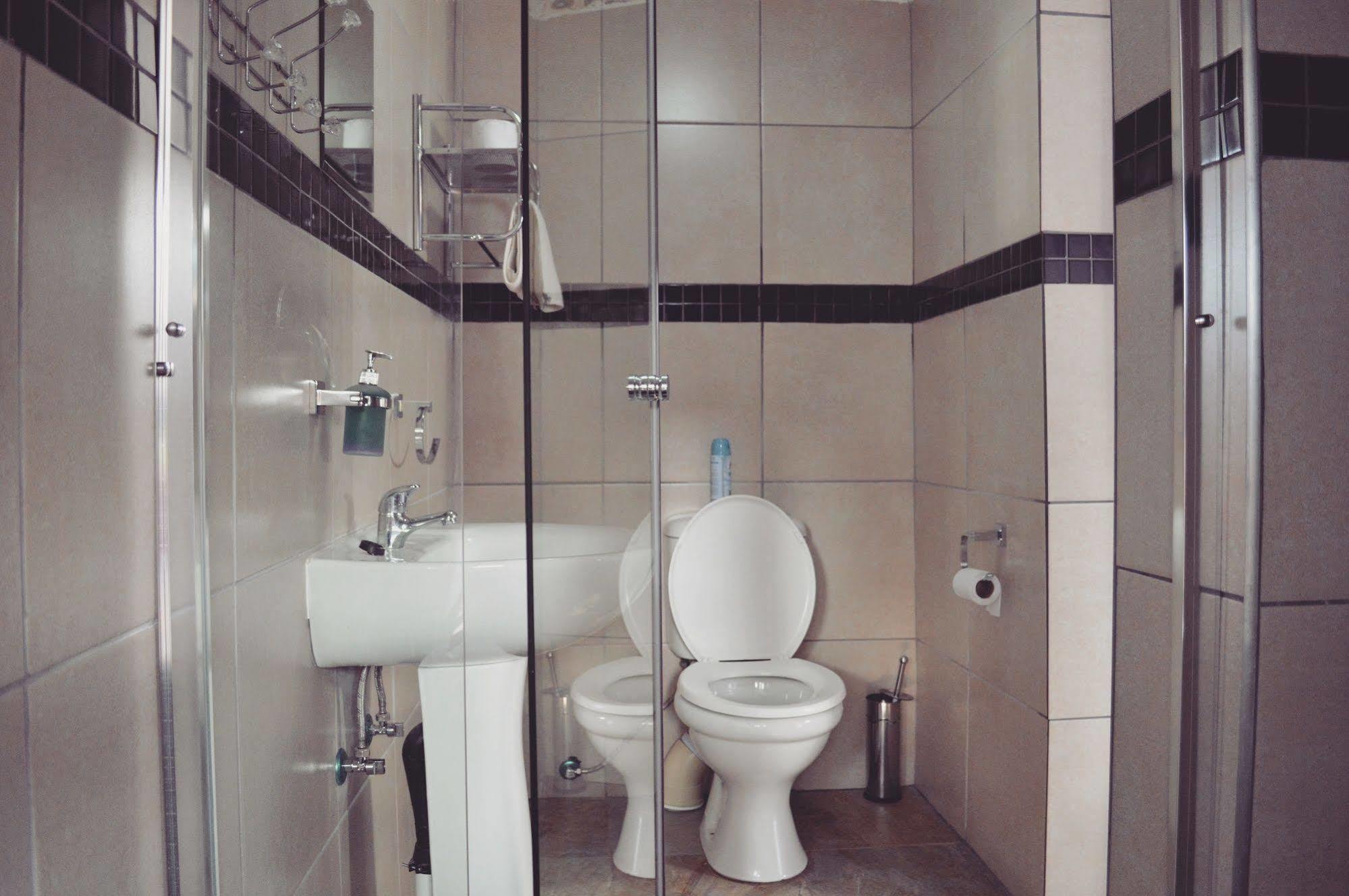 Homebase Melville Backpackers Johannesburg Exterior photo